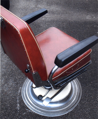 Friseurstuhl 50er Jahre